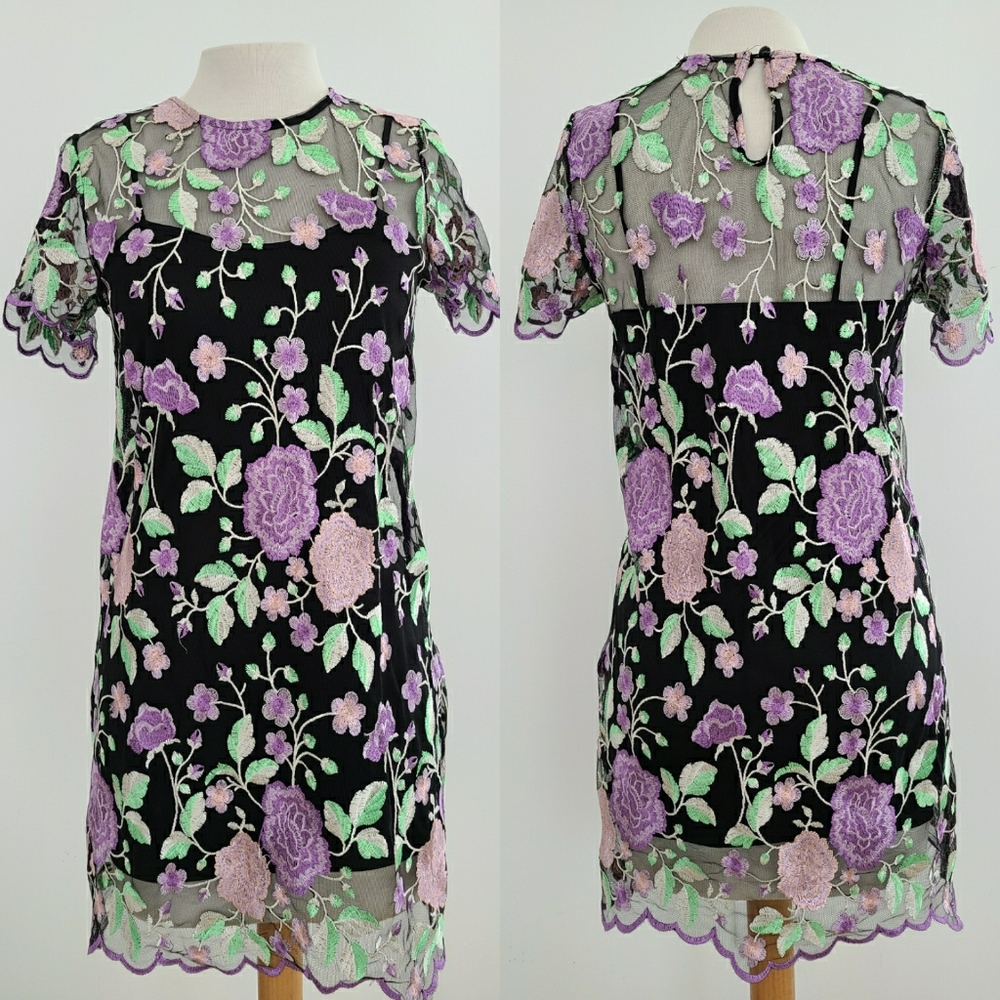Lace dress
